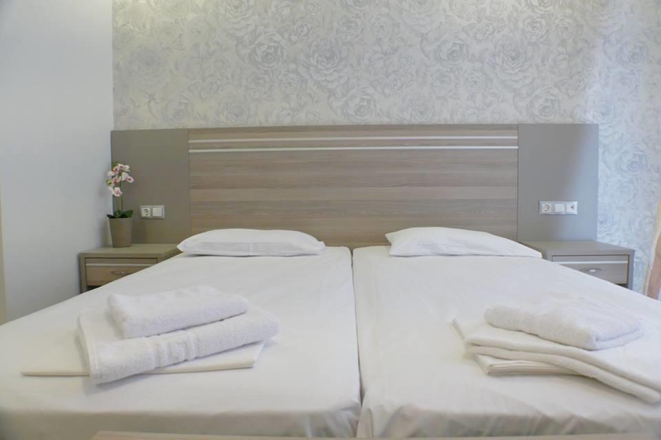 Adonis Apartments Παραλία Δωμάτιο φωτογραφία